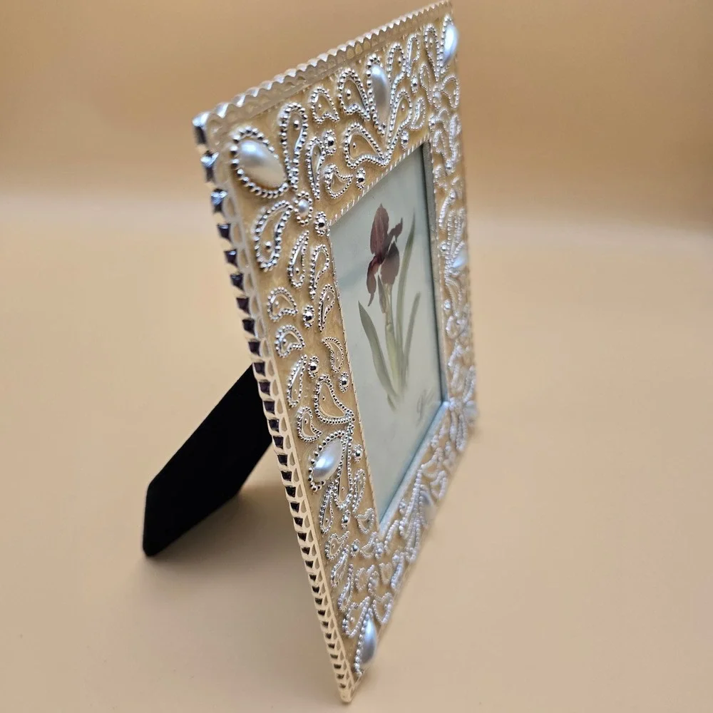 Lawrence Frames 3.5x5 Paisley Pearl Enamel Silver Tone Picture‎ Frame Cream
